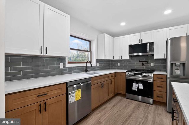 271 ACADEMY RD, Woodbine, NJ 08270