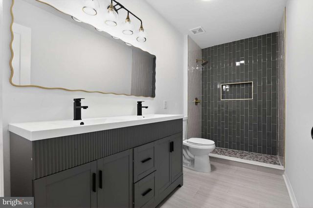 271 ACADEMY RD, Woodbine, NJ 08270