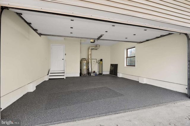 271 ACADEMY RD, Woodbine, NJ 08270