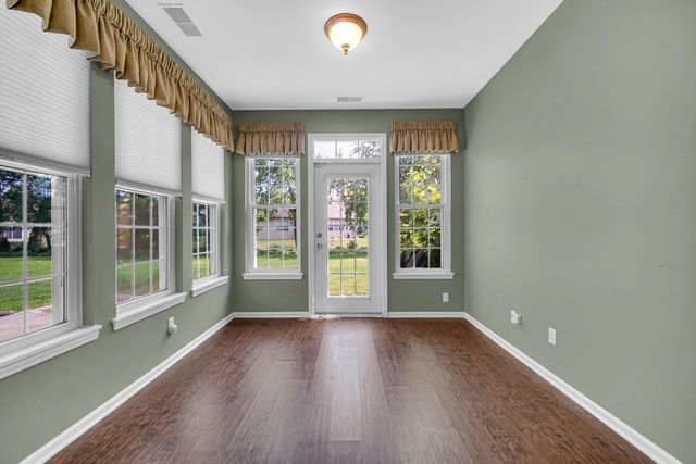 1245 Poppyfield Place, Schererville, IN 46375