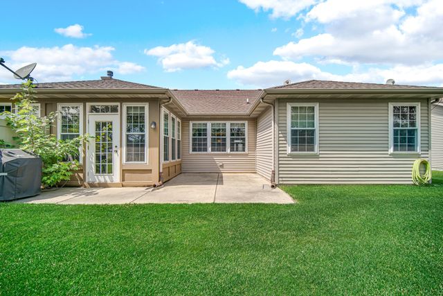 1245 Poppyfield Place, Schererville, IN 46375