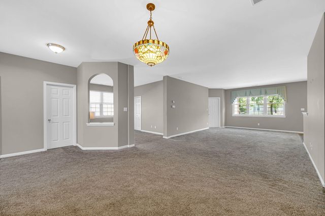 1245 Poppyfield Place, Schererville, IN 46375
