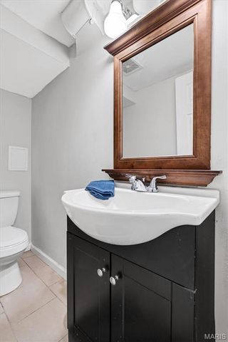 638 Conover Lane, St Louis, MO 63126