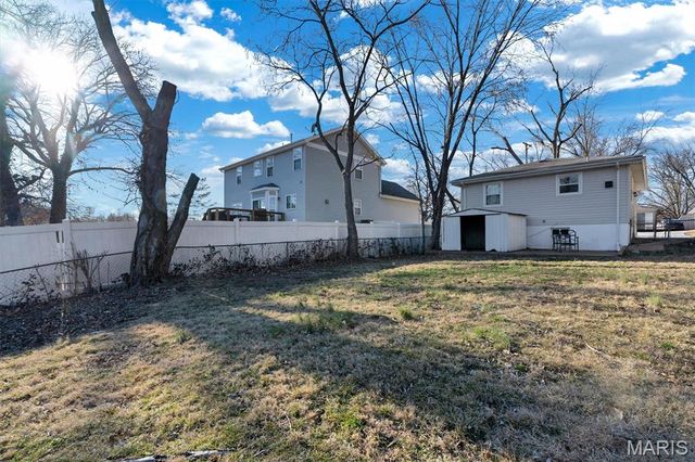 638 Conover Lane, St Louis, MO 63126