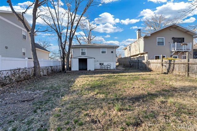 638 Conover Lane, St Louis, MO 63126