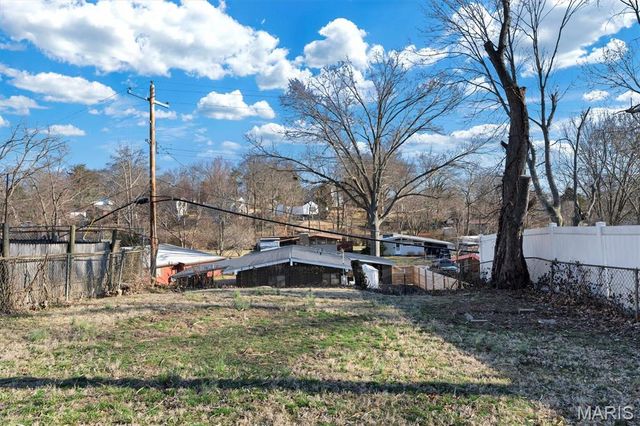 638 Conover Lane, St Louis, MO 63126