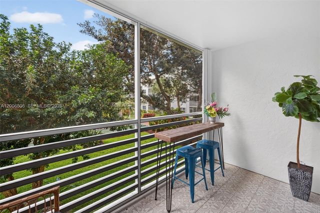 1541 S Ocean Blvd 204, Lauderdale By The Sea, FL 33062