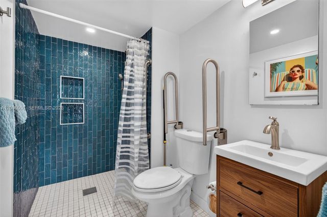 1541 S Ocean Blvd 204, Lauderdale By The Sea, FL 33062