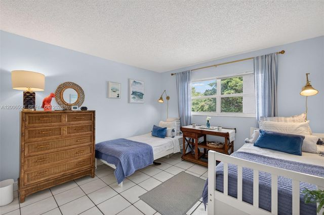 1541 S Ocean Blvd 204, Lauderdale By The Sea, FL 33062