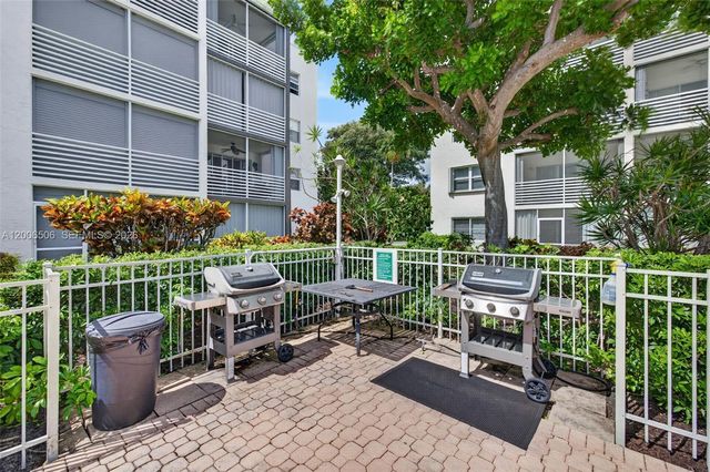 1541 S Ocean Blvd 204, Lauderdale By The Sea, FL 33062