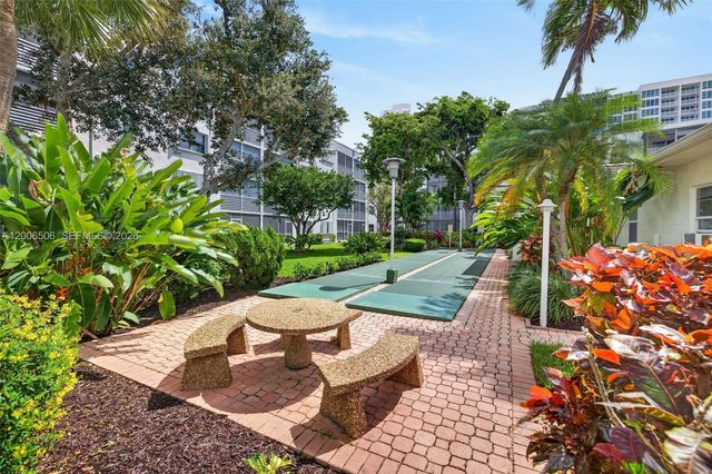 1541 S Ocean Blvd 204, Lauderdale By The Sea, FL 33062