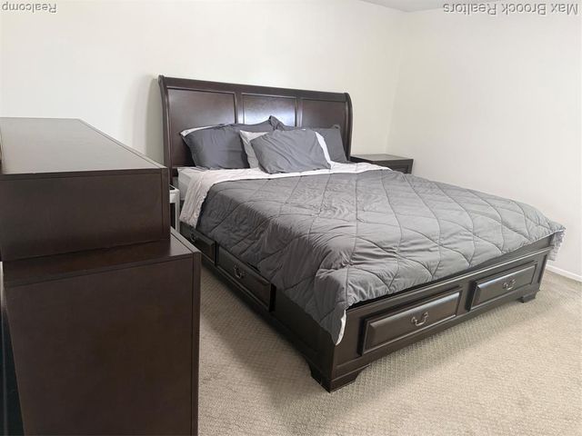 4803 Thorntree Drive, West Bloomfield, MI 48322