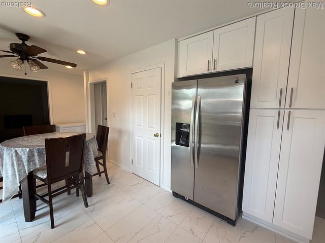 4803 Thorntree Drive, West Bloomfield, MI 48322