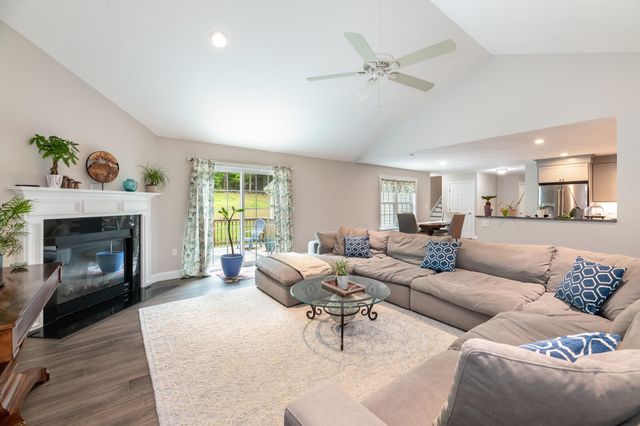 1 Winchester Drive, Sanbornton, NH 03269