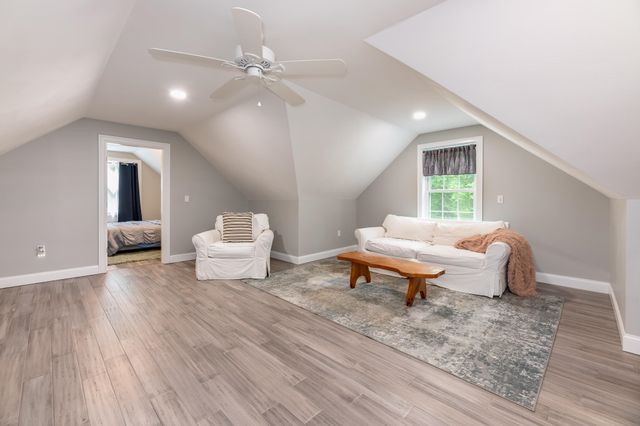 1 Winchester Drive, Sanbornton, NH 03269