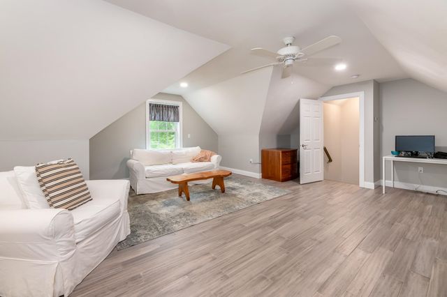1 Winchester Drive, Sanbornton, NH 03269