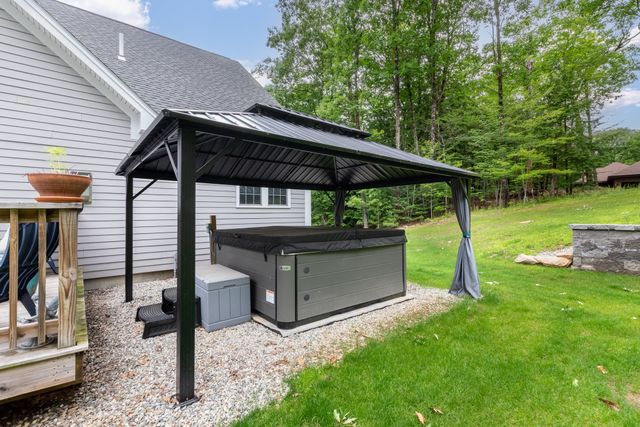 1 Winchester Drive, Sanbornton, NH 03269