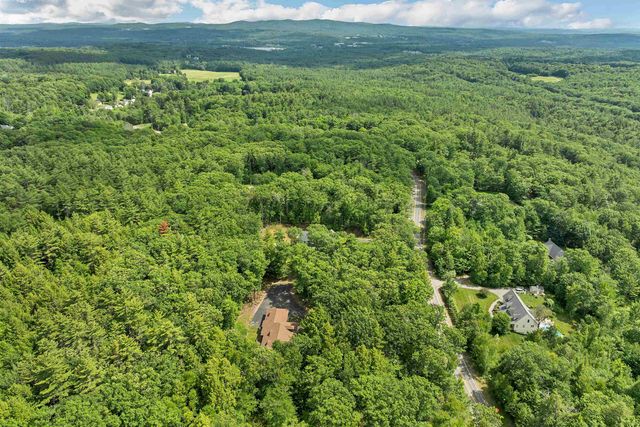 1 Winchester Drive, Sanbornton, NH 03269
