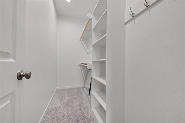 1095 N Findley Street, Olathe, KS 66061