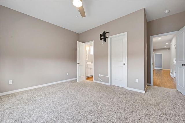 1095 N Findley Street, Olathe, KS 66061