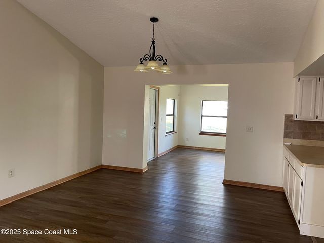 363 Emerson Drive NW, Palm Bay, FL 32907