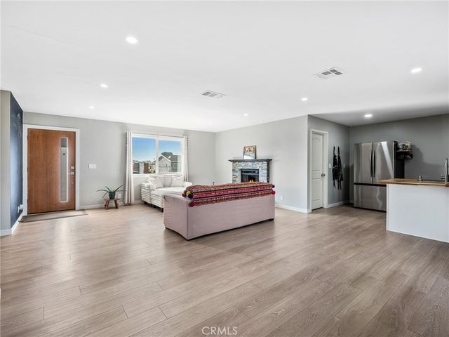 40562 172nd St E, Lancaster, CA 93535