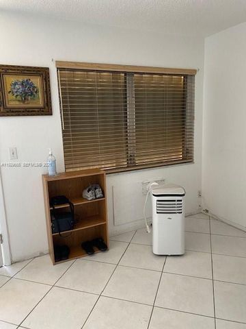 1000 SW 11th Ave 20E, Hallandale Beach, FL 33009