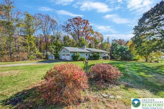 2116 James Way, Ross Twp, PA 18353