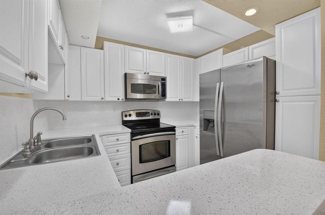 8230 Severn Drive A, Boca Raton, FL 33433