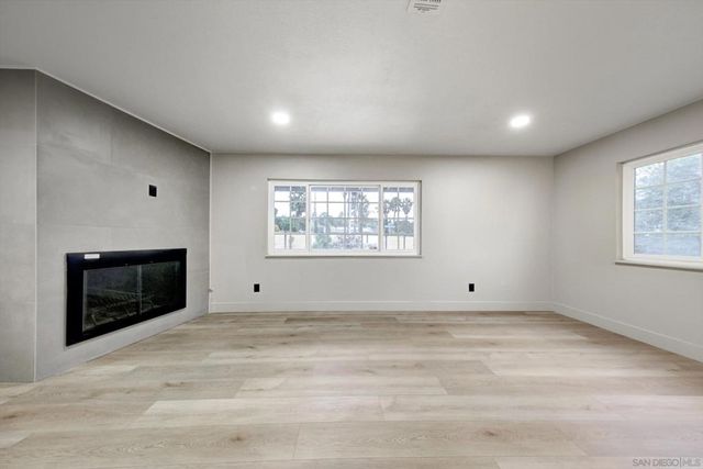 10784 Flambeau Pl, La Mesa, CA 91941