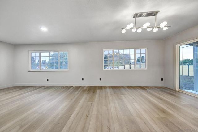 10784 Flambeau Pl, La Mesa, CA 91941