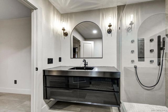 10784 Flambeau Pl, La Mesa, CA 91941