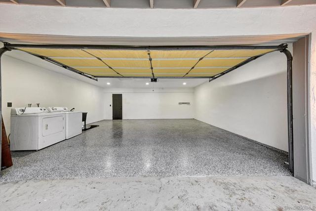 10784 Flambeau Pl, La Mesa, CA 91941