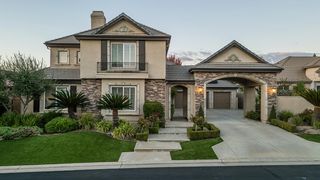 1378 E Glenlake Lane, Fresno, CA 93730
