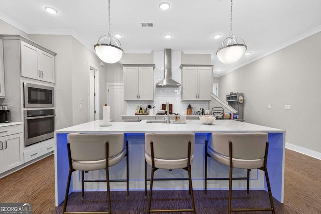 945 Kenway Avenue, Roswell, GA 30076