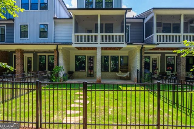 945 Kenway Avenue, Roswell, GA 30076