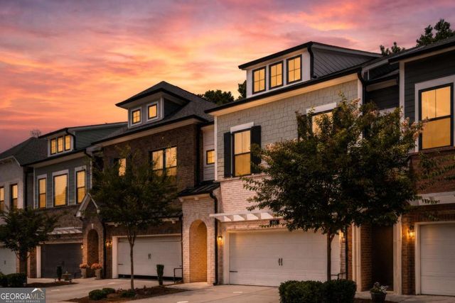 945 Kenway Avenue, Roswell, GA 30076