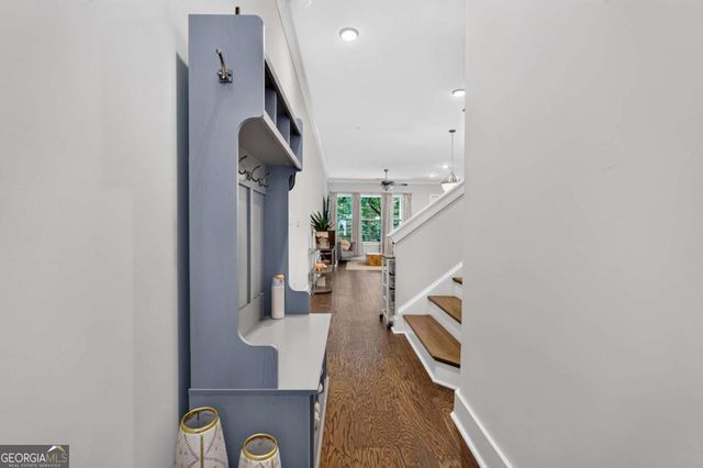 945 Kenway Avenue, Roswell, GA 30076