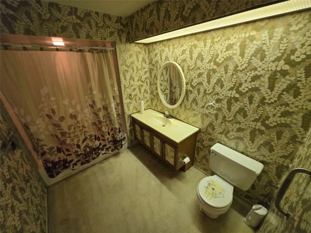 6757 Orangewood Drive, Dallas, TX 75248