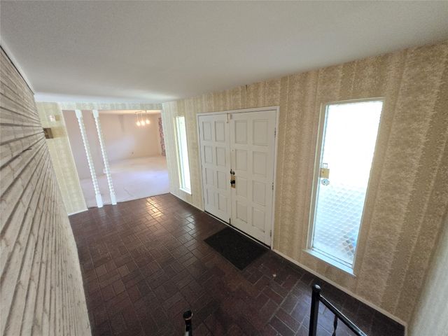 6757 Orangewood Drive, Dallas, TX 75248