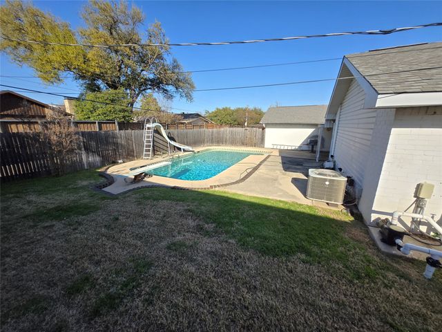 6757 Orangewood Drive, Dallas, TX 75248