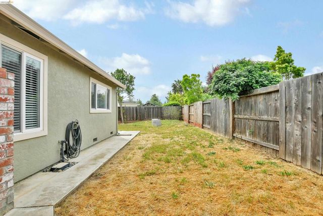 4831 Fuschia Way, Oakley, CA 94561