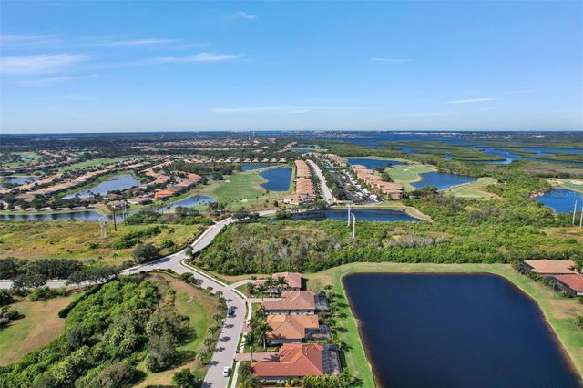 610 MOORINGS WAY, Bradenton, FL 34212