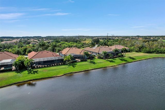 610 MOORINGS WAY, Bradenton, FL 34212