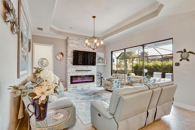 610 MOORINGS WAY, Bradenton, FL 34212