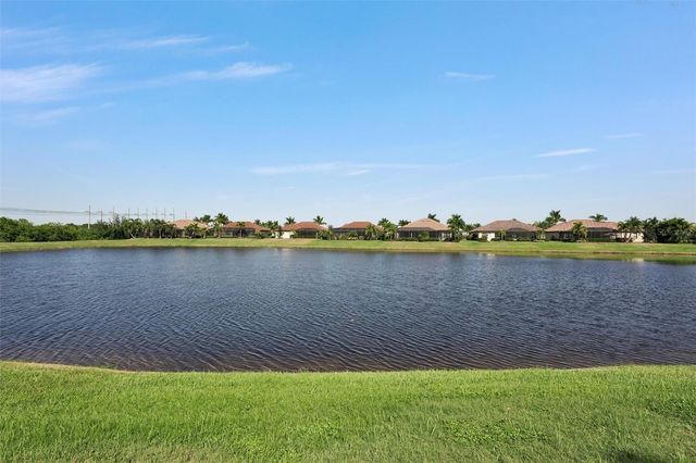 610 MOORINGS WAY, Bradenton, FL 34212