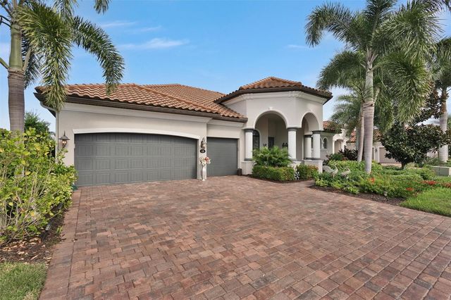 610 MOORINGS WAY, Bradenton, FL 34212