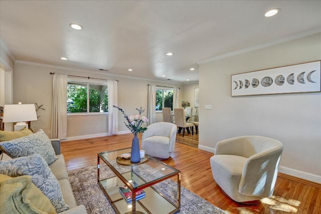 443 4th Avenue, Redwood City, CA 94063