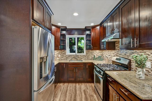 443 4th Avenue, Redwood City, CA 94063