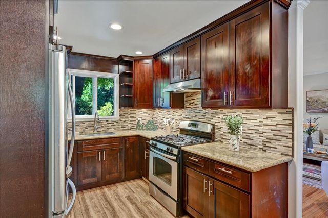 443 4th Avenue, Redwood City, CA 94063